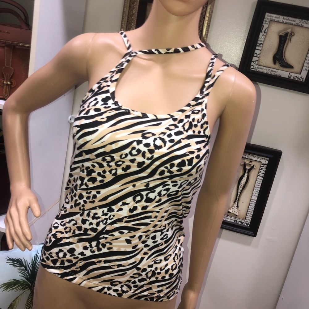 Victoria's Secret Print Strappy Underbra Tank Top - Picture 7 of 13